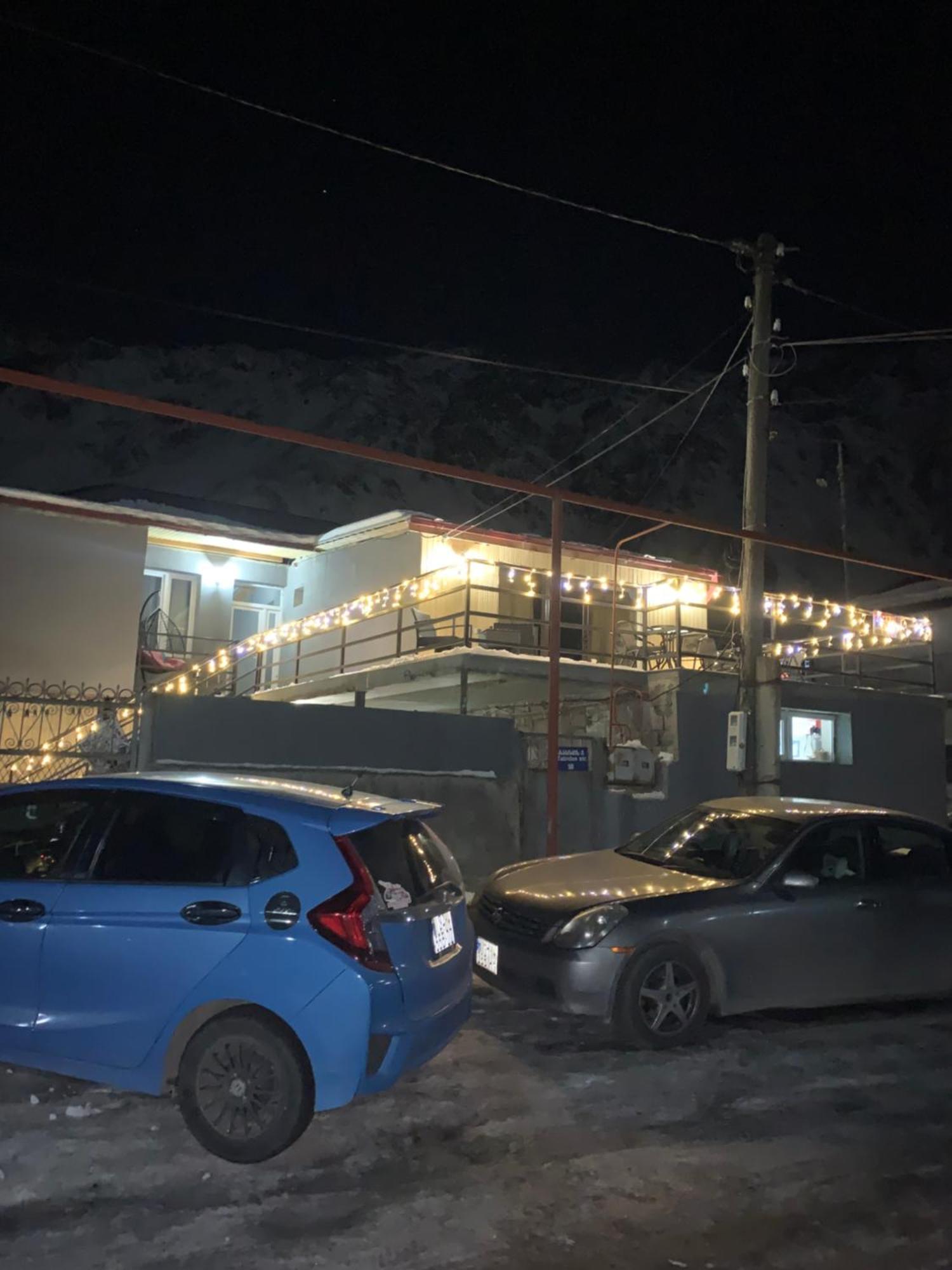 Mate'S Home Kazbegi エクステリア 写真